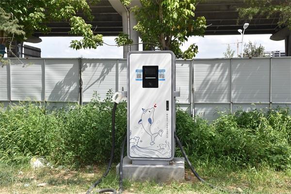 充电桩安装：技术实践与市场发展的多维透视