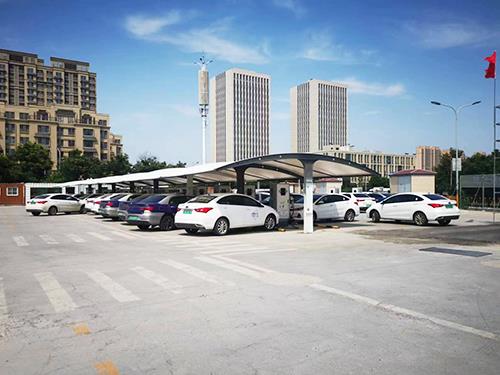 充电桩厂家的市场竞合：全球化角逐与产业链主导权的争夺